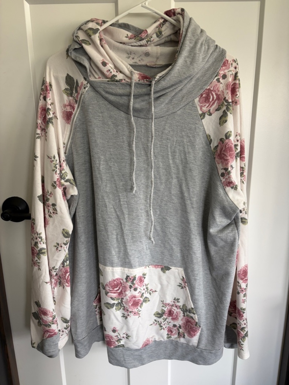 Floral Sleeve Hooded Pullover - Gray with Pink Rose Print 1x or 18 women’s